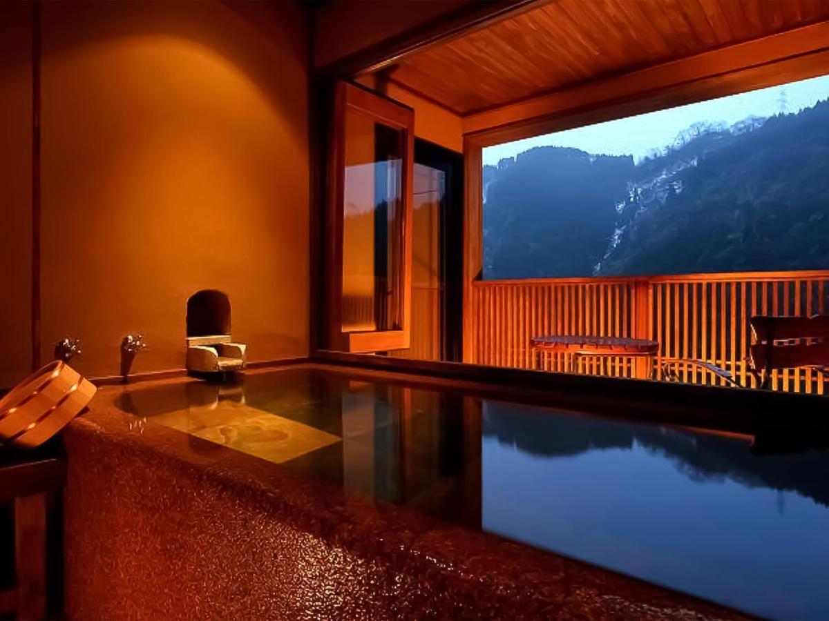 Hotel Sanrakuen à Tonami Extérieur photo